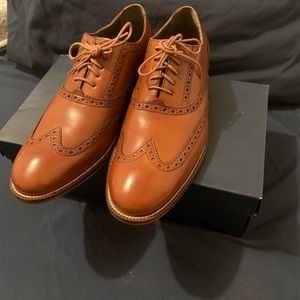 Cole Hann Williams Tan Wingtip. 8.5